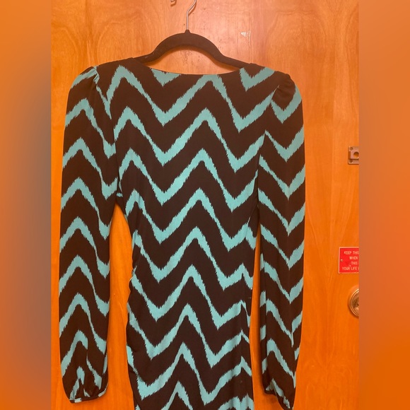 INC International Concepts Chevron Print Dress Size x-small - Picture 5 of 5